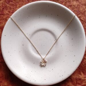 White Flower Pendant Necklace