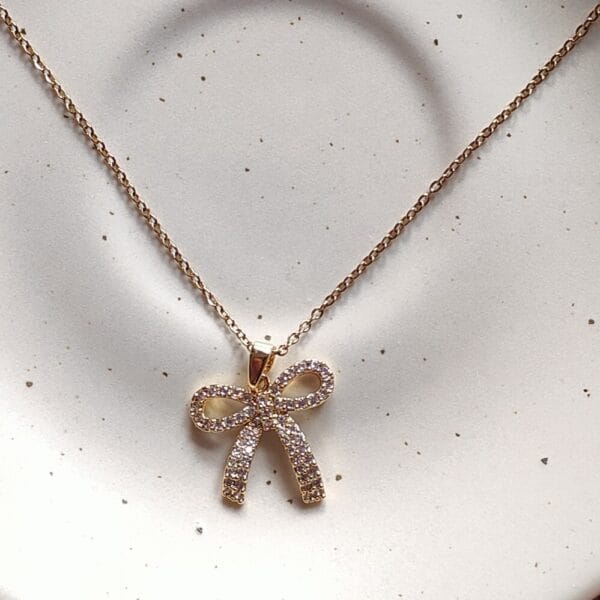 Zircon Bow Necklace