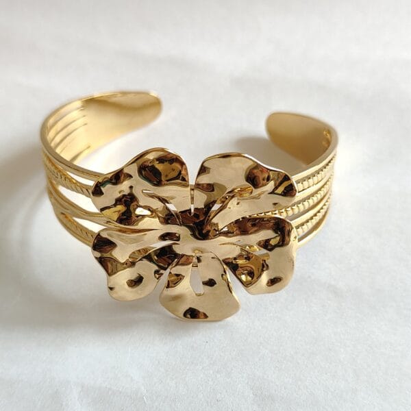 18K gold plated floral orchid statement cuff bracelet for women tipsy looks 18K gold plated floral orchid statement cuff bracelet for women tipsy looks