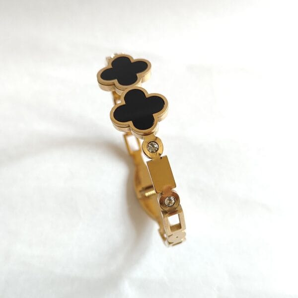 Midnight Clover Linked Bangle - 18K Gold Plated (Anti-Tarnish) - Tipsy Looks